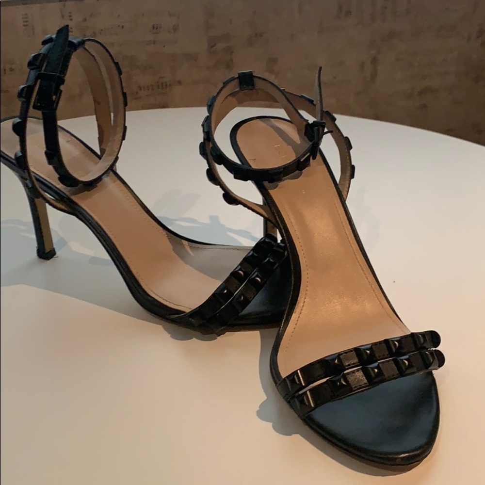BCBG Strappy Black Sandals